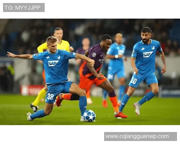 克里斯蒂安松与奥德的激烈对决展现足球魅力与团队精神