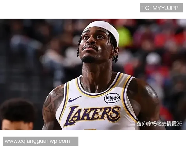 有些过于离谱了吧？被湖人裁掉之后他居然成为了太阳的先发控卫？